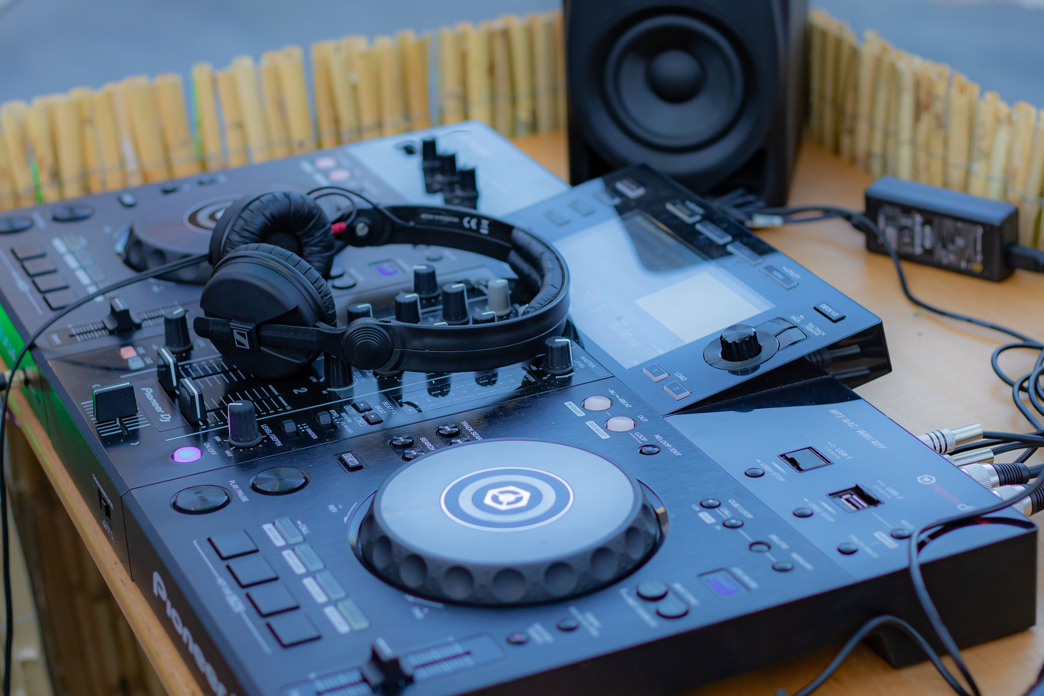 Control musical y sonorización en directo para ceremonia de boda en Granada - DAC Audio